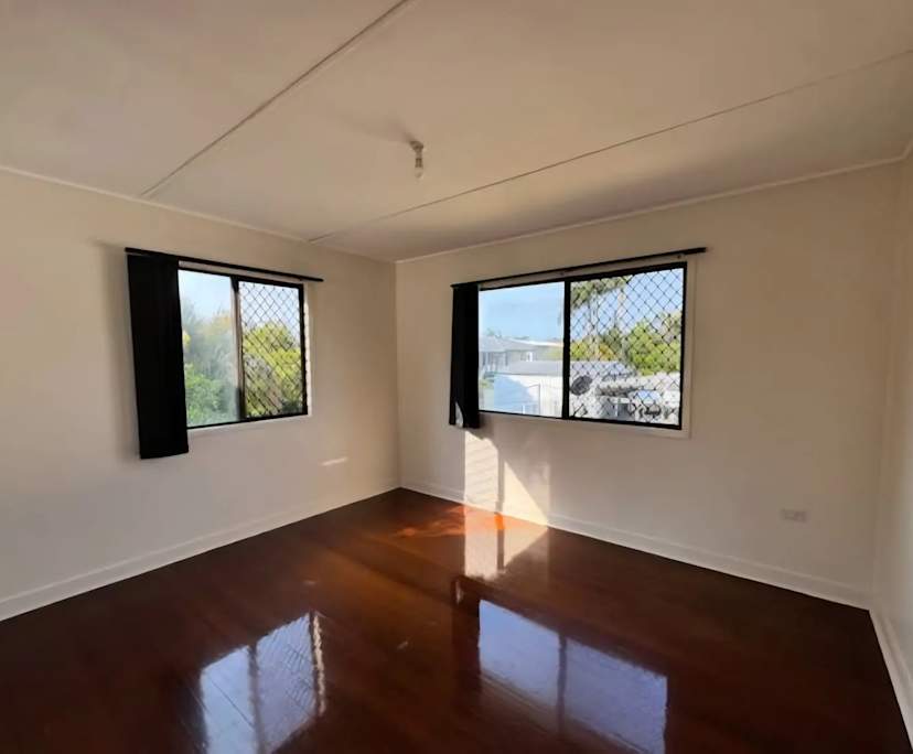 $250, Share-house, 3 bathrooms, Redcliffe QLD 4020