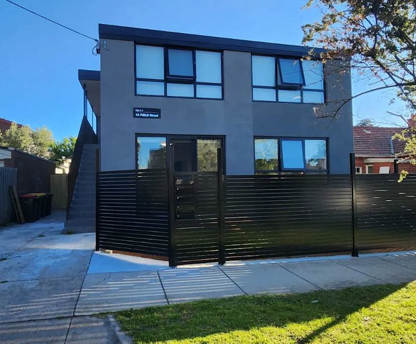 $800, Whole-property, 2 bathrooms, Caulfield South VIC 3162