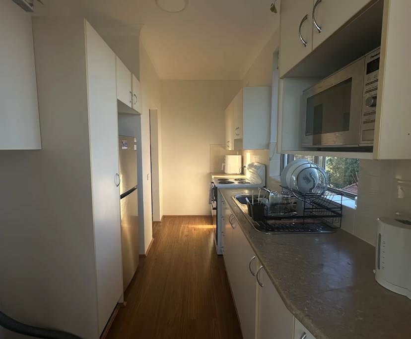 Unfurnished room in a flatshare