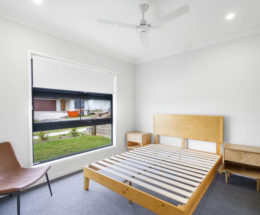 2 Rooms for Rent in Ripley, QLD 300, Furnished, E...