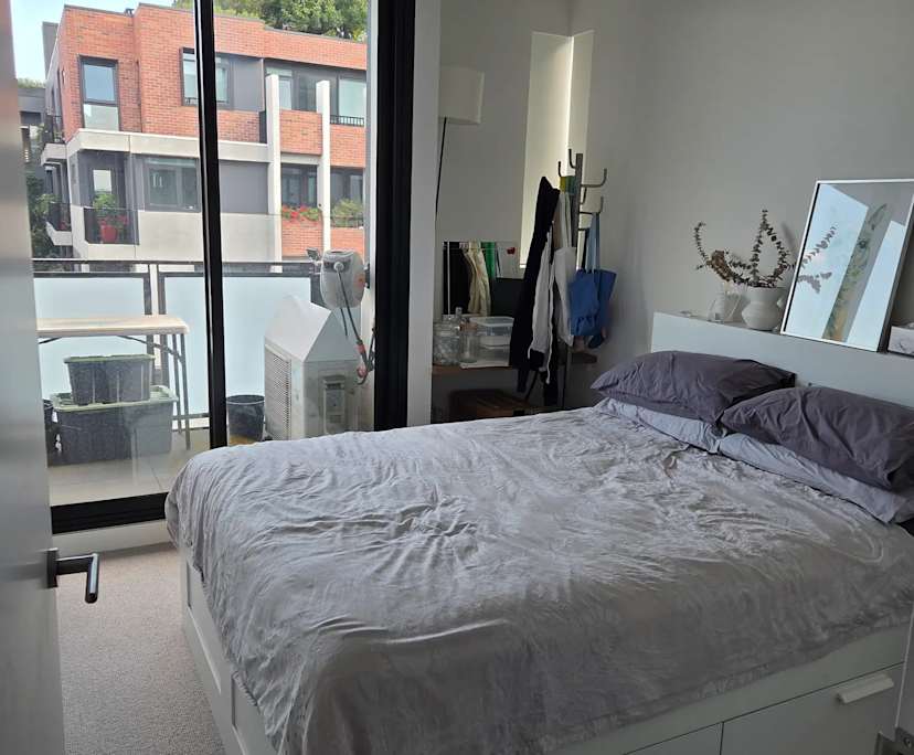 Furnished room with own bathroom