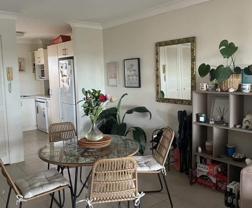 Furnished room in a flatshare