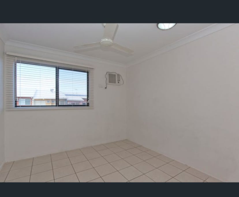 Unfurnished room in a flatshare