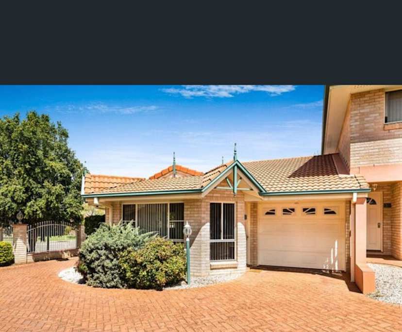 Room with ensuite in a flatshare