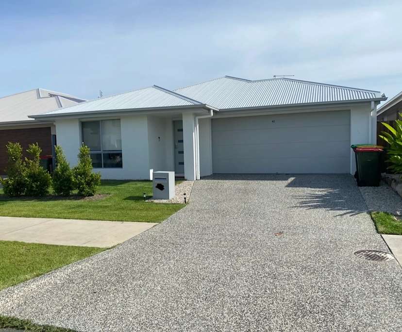 Unfurnished room in a share house
