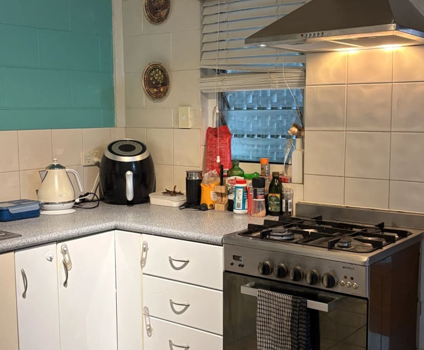 $300, Share-house, 3 bathrooms, Cairns North QLD 4870