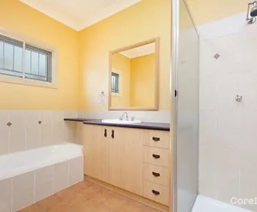 $215, Share-house, 3 bathrooms, Chelmer QLD 4068