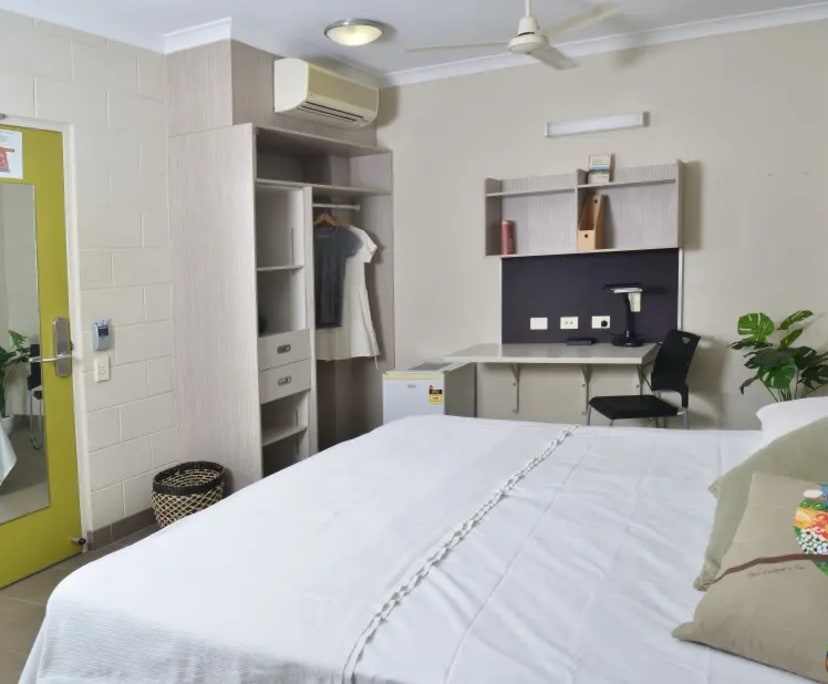 $210, Student-accommodation, 6 bathrooms, Brinkin NT 0810