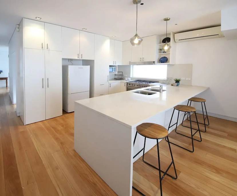 Room in a share house