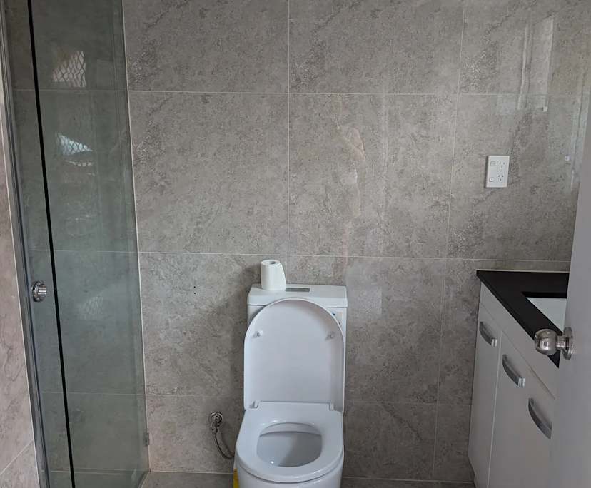 $300, Share-house, 3 bathrooms, Eight Mile Plains QLD 4113