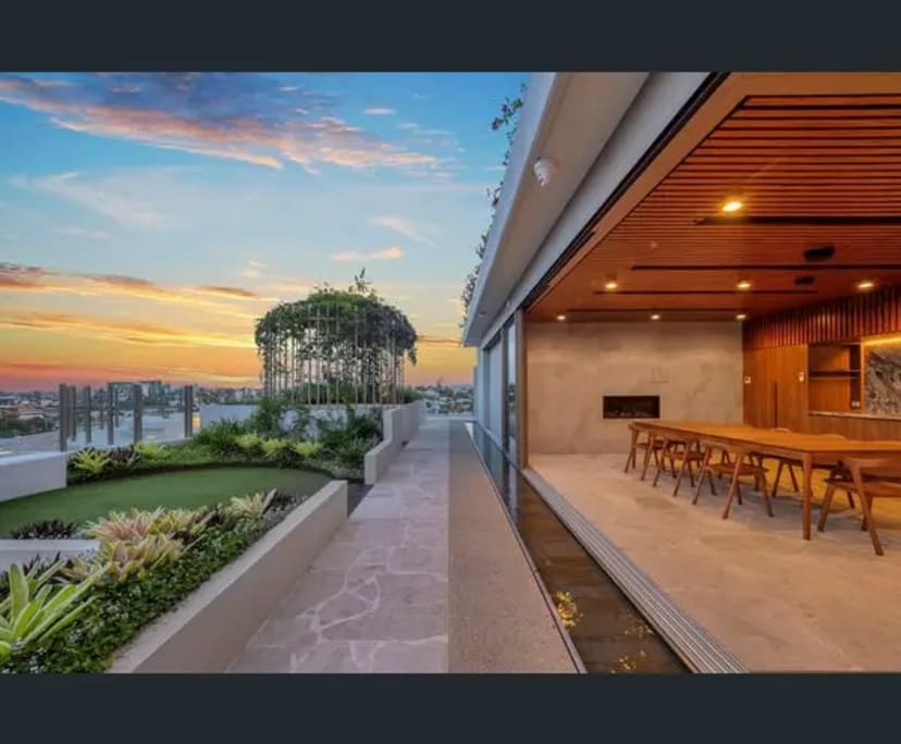 $400, Flatshare, 3 bathrooms, West End QLD 4101