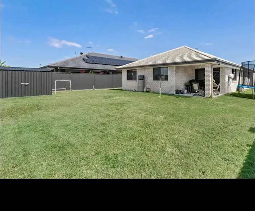 Unfurnished room with own bathroom