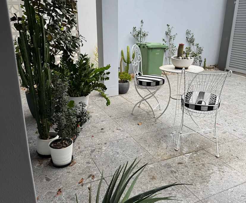 $320, Share-house, 3 bathrooms, Mermaid Beach QLD 4218