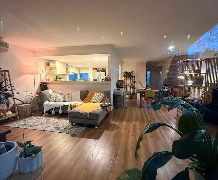propertyImage