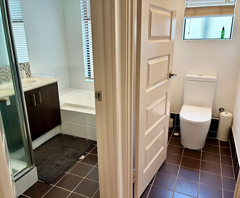 $300, Share-house, 4 bathrooms, Clarkson WA 6030