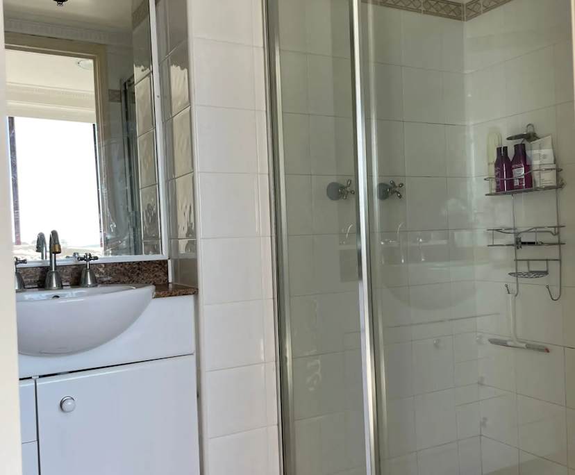 $650, Flatshare, 2 bathrooms, Bondi Junction NSW 2022