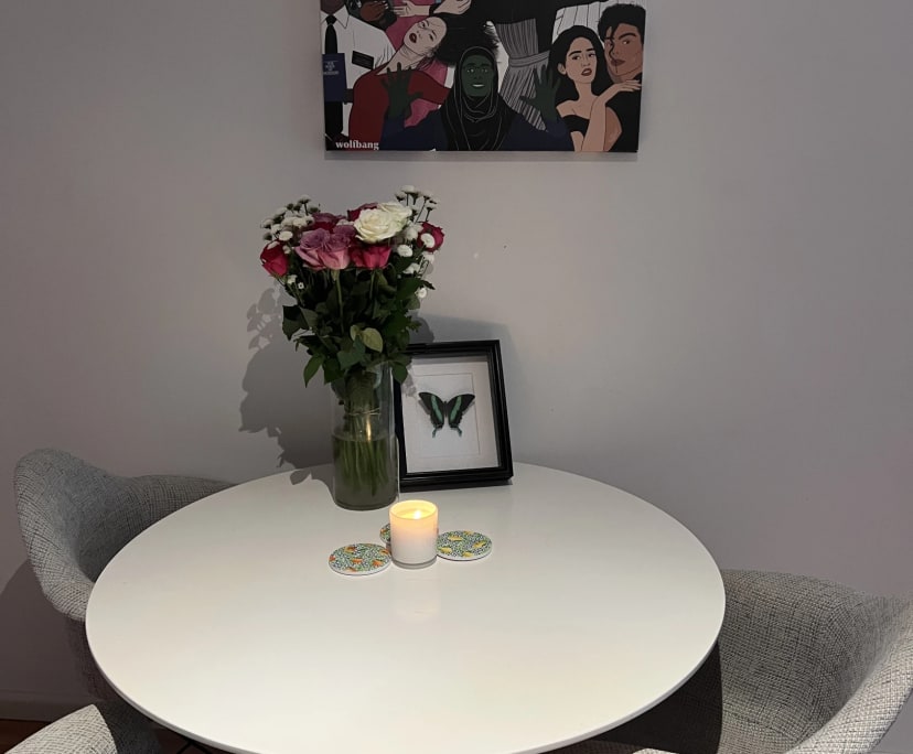 Furnished room in a flatshare