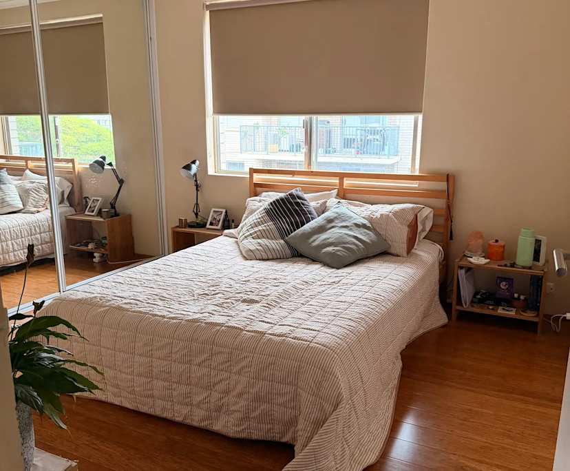 Furnished room in a share house