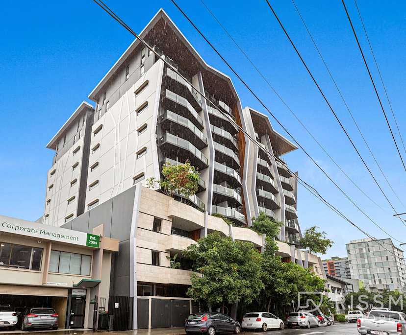 $450, Flatshare, 2 bathrooms, Newstead QLD 4006