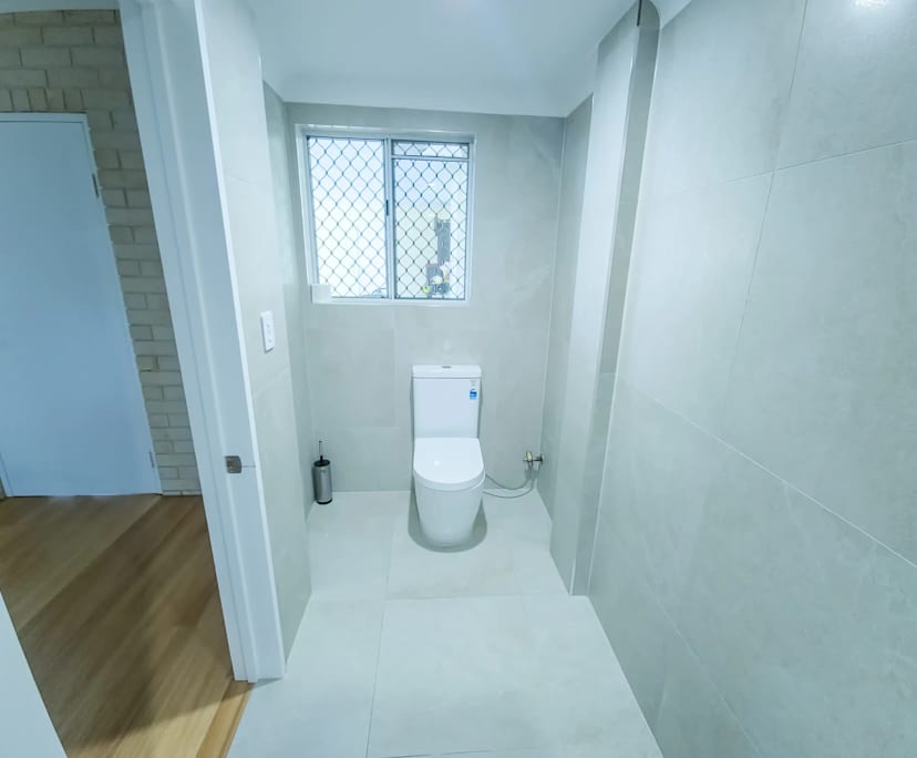 $350-400, Share-house, 2 rooms, Carindale QLD 4152, Carindale QLD 4152