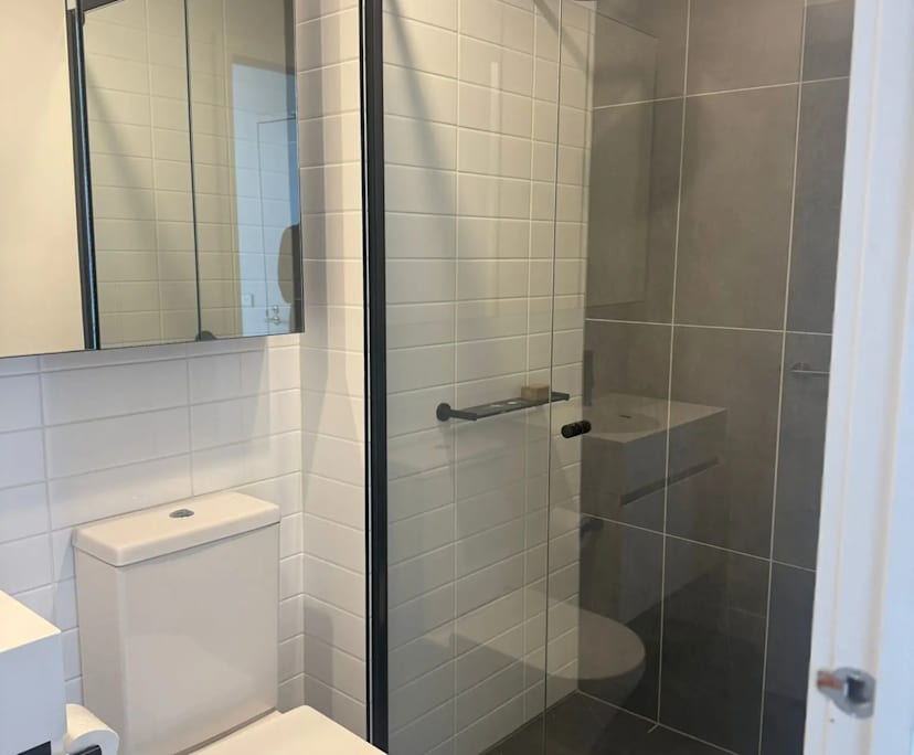 Furnished room with own bathroom