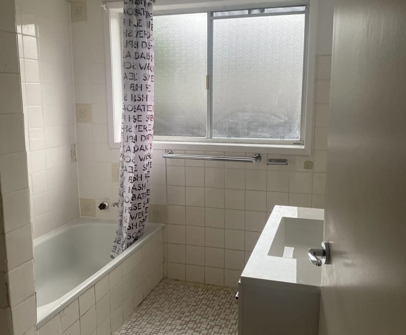 $250, Flatshare, 2 bathrooms, Hughesdale VIC 3166
