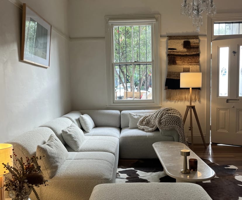 Room in a share house