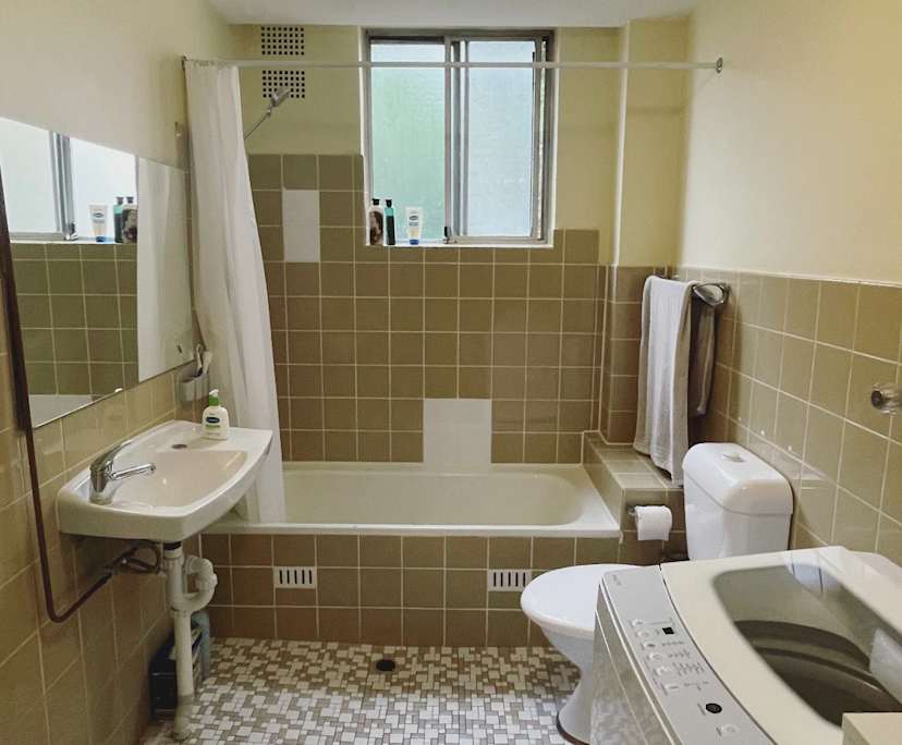 $550, 1-bed, 1 bathroom, Ashfield NSW 2131