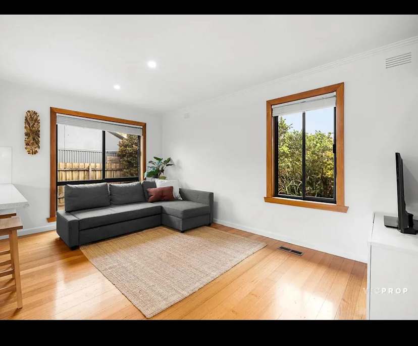 Room in a share house