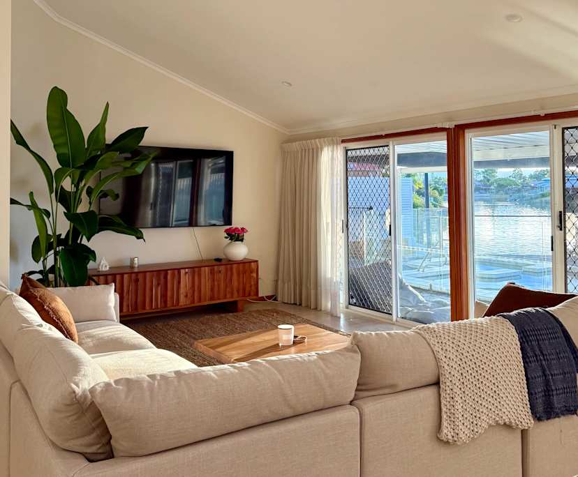 Unfurnished room in a share house