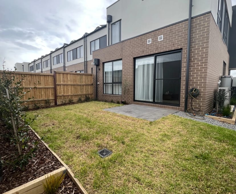 $260, Share-house, 4 bathrooms, Aintree VIC 3335