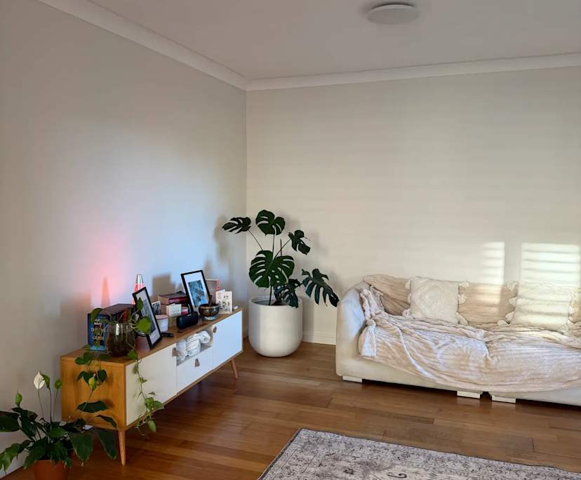 Furnished room with own bathroom