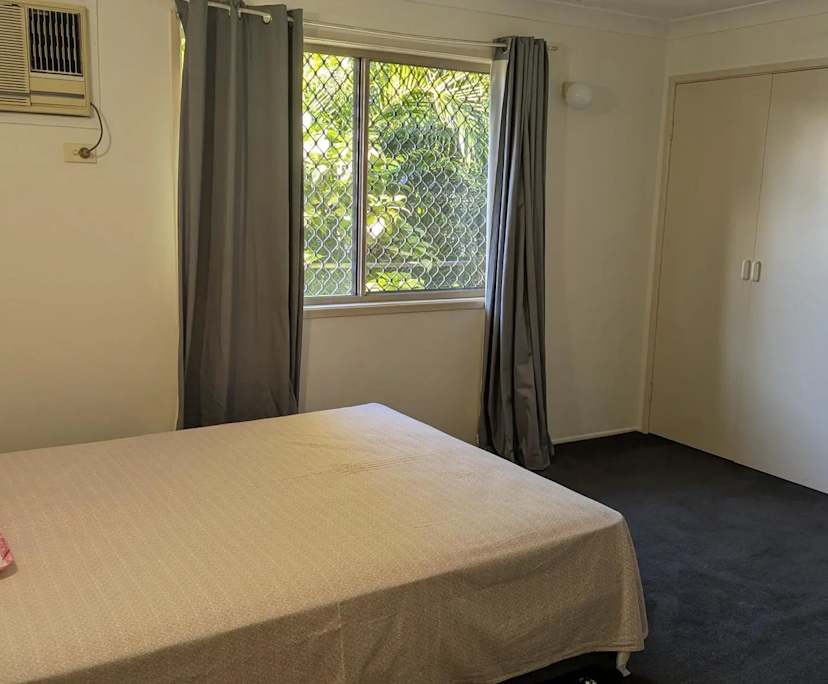 $300, Share-house, 3 bathrooms, Allenstown QLD 4700