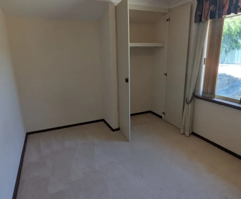 Unfurnished room in a share house