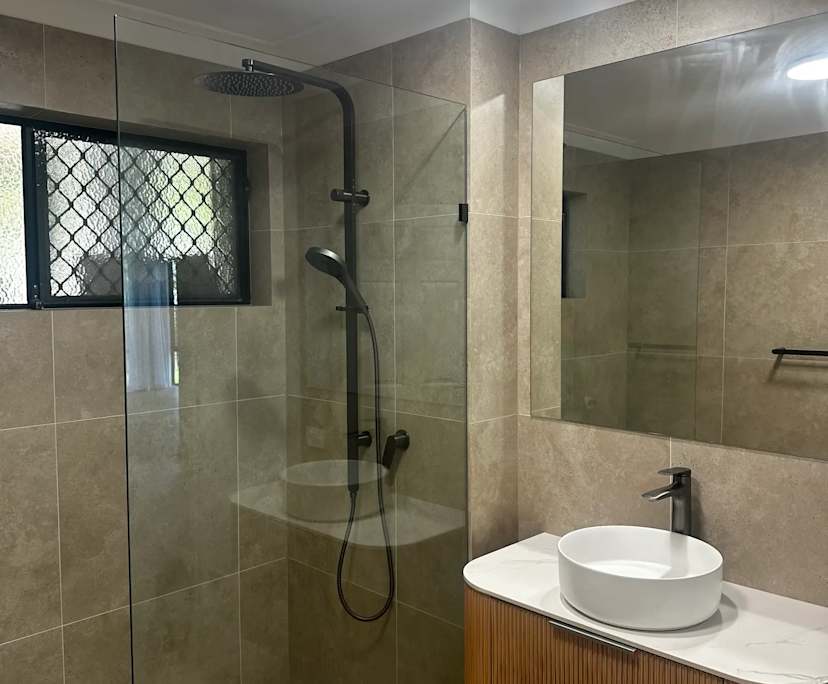 $375, Share-house, 3 bathrooms, Bundall QLD 4217