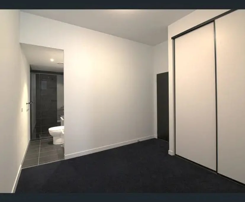 $360, Flatshare, 2 bathrooms, Brunswick East VIC 3057