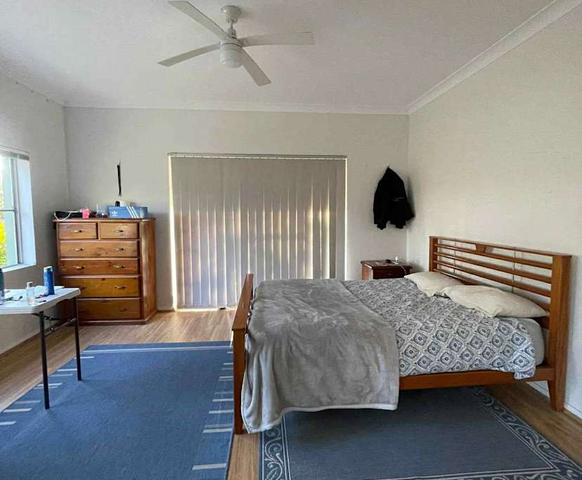 Unfurnished room in a share house