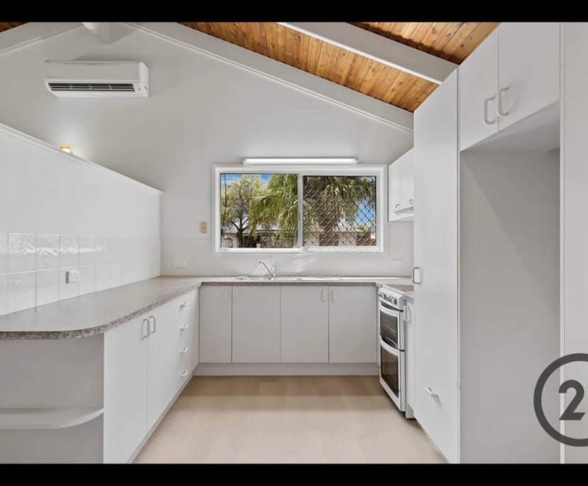 Room for Rent in Mount Warren Park, Brisbane 250,...