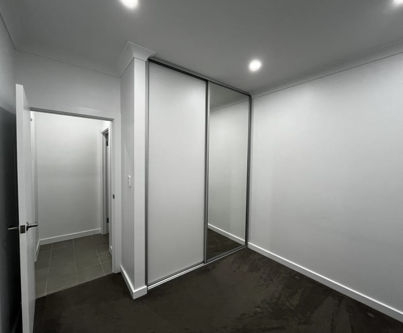 Unfurnished room in a share house