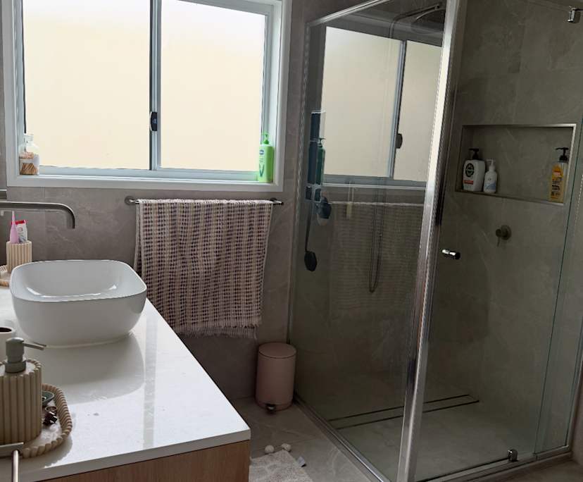 Unfurnished room in a share house