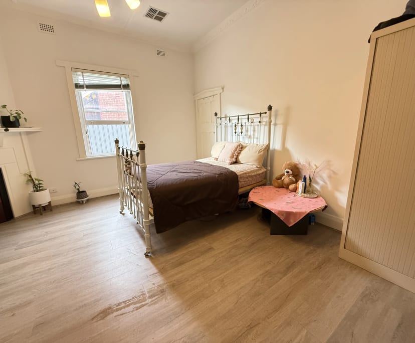 Furnished room with ensuite in a share house