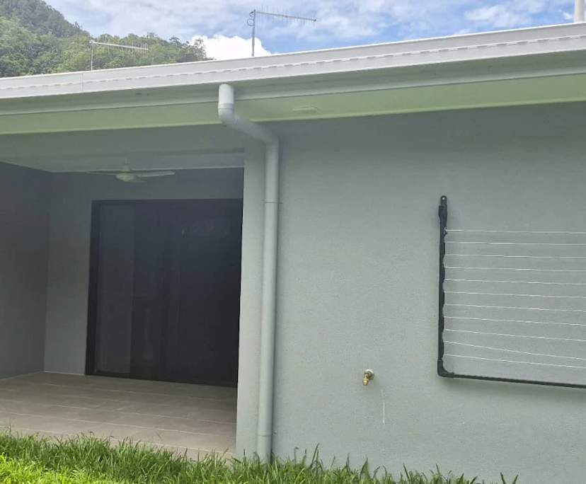 $700, Whole-property, 3 bathrooms, Bentley Park QLD 4869
