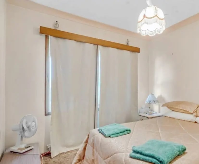 propertyImage