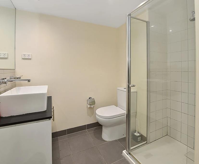 $999, Whole-property, 2 bathrooms, Melbourne VIC 3000
