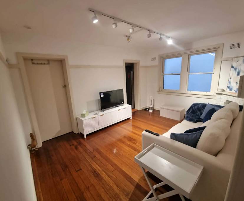 Unfurnished room in a flatshare