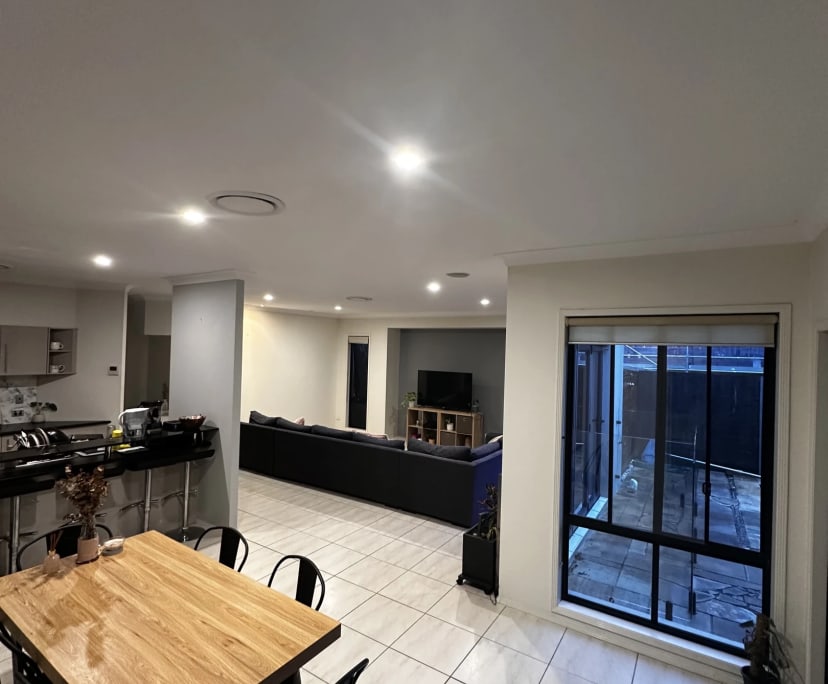 Unfurnished room in a share house
