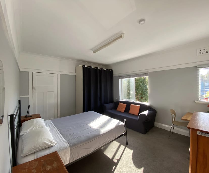Furnished room in a share house