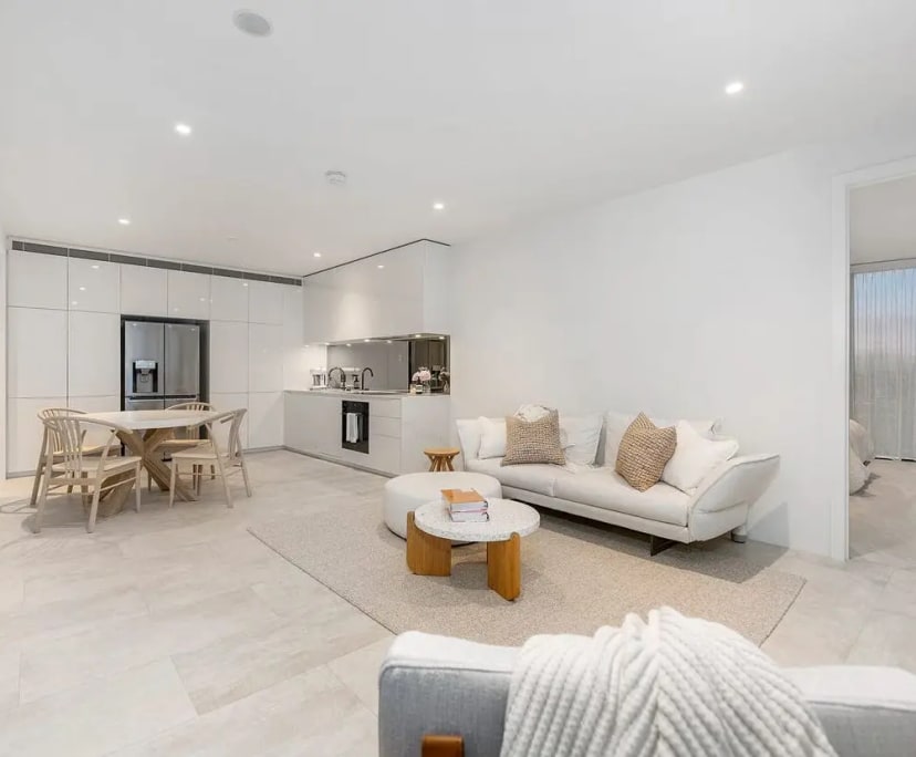 $450, Flatshare, 2 bathrooms, Mermaid Waters QLD 4218