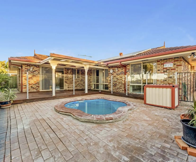 Room for Rent in Mudgeeraba, Gold Coast 197, Unfu...