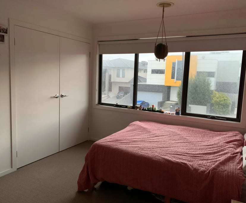 Unfurnished room in a share house